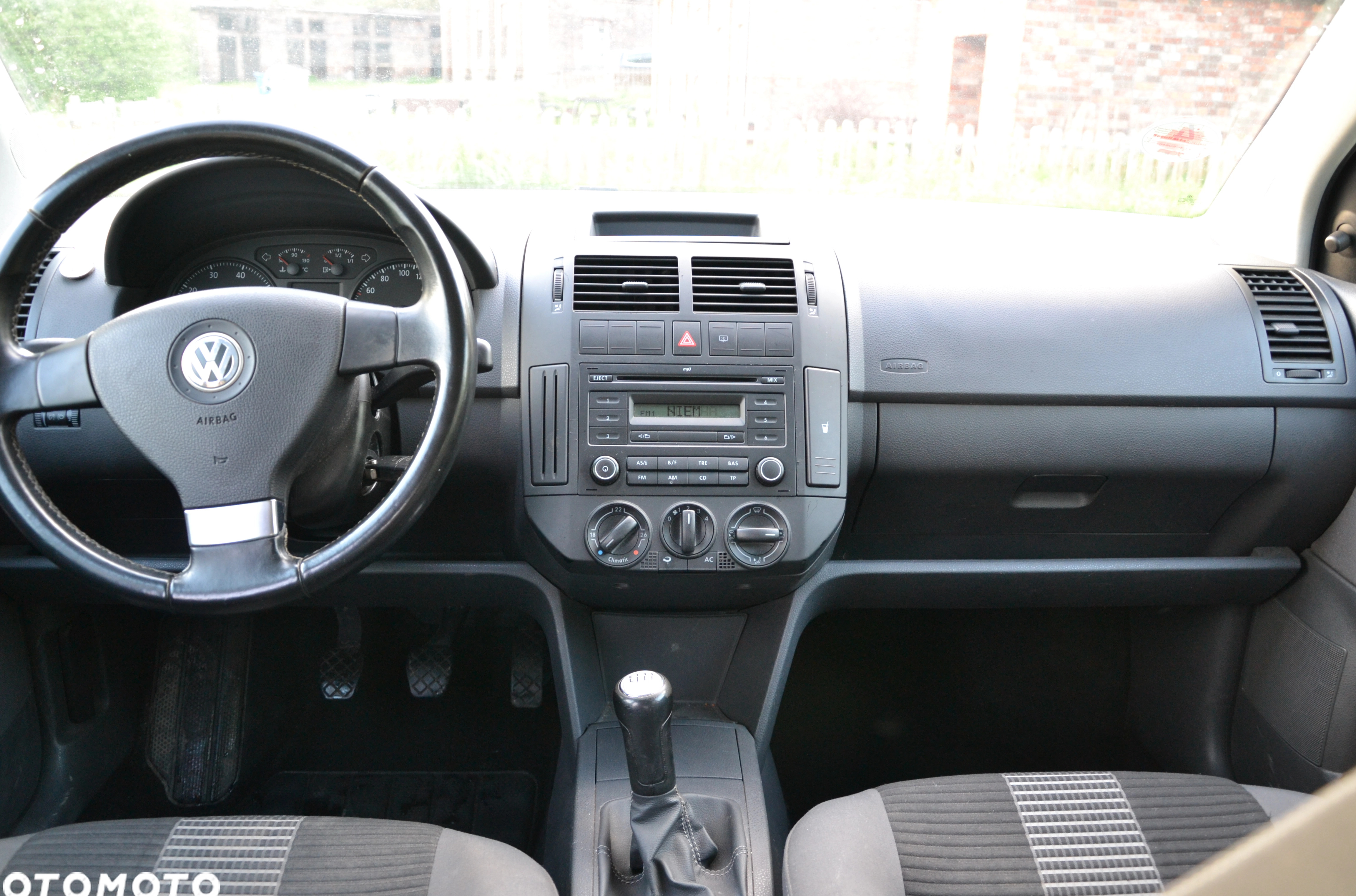 Volkswagen Polo cena 13900 przebieg: 161000, rok produkcji 2008 z Katowice małe 56